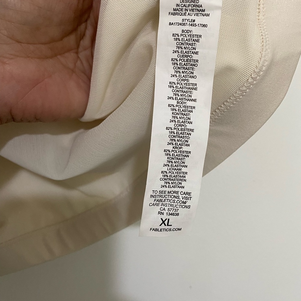 Fabletics Women’s Mesh Pullover Medium Impact Spo… - image 7